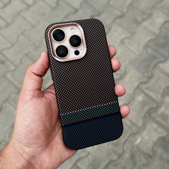 Carbon Fibre Texture MagSafe Case for — iPhone - Image 5
