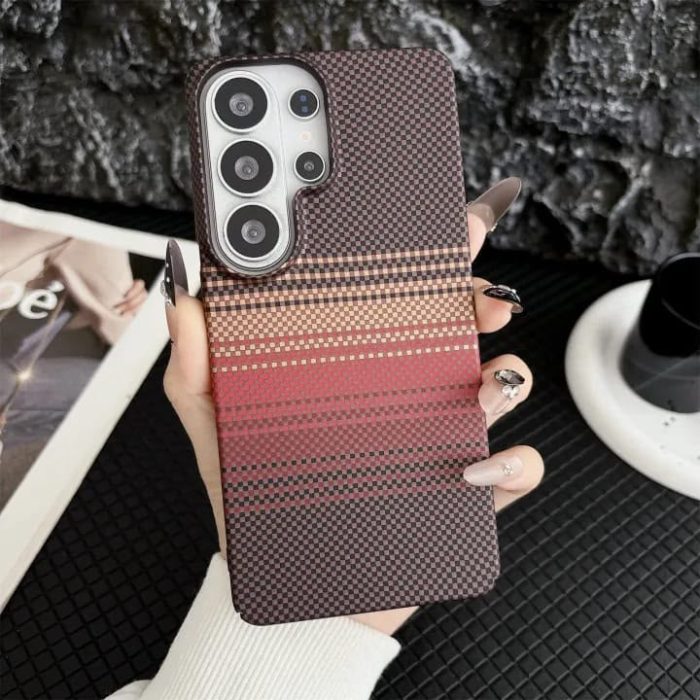 Ultra Thin Aramid Fiber Carbon MagSafe Case for – Samsung - Image 4
